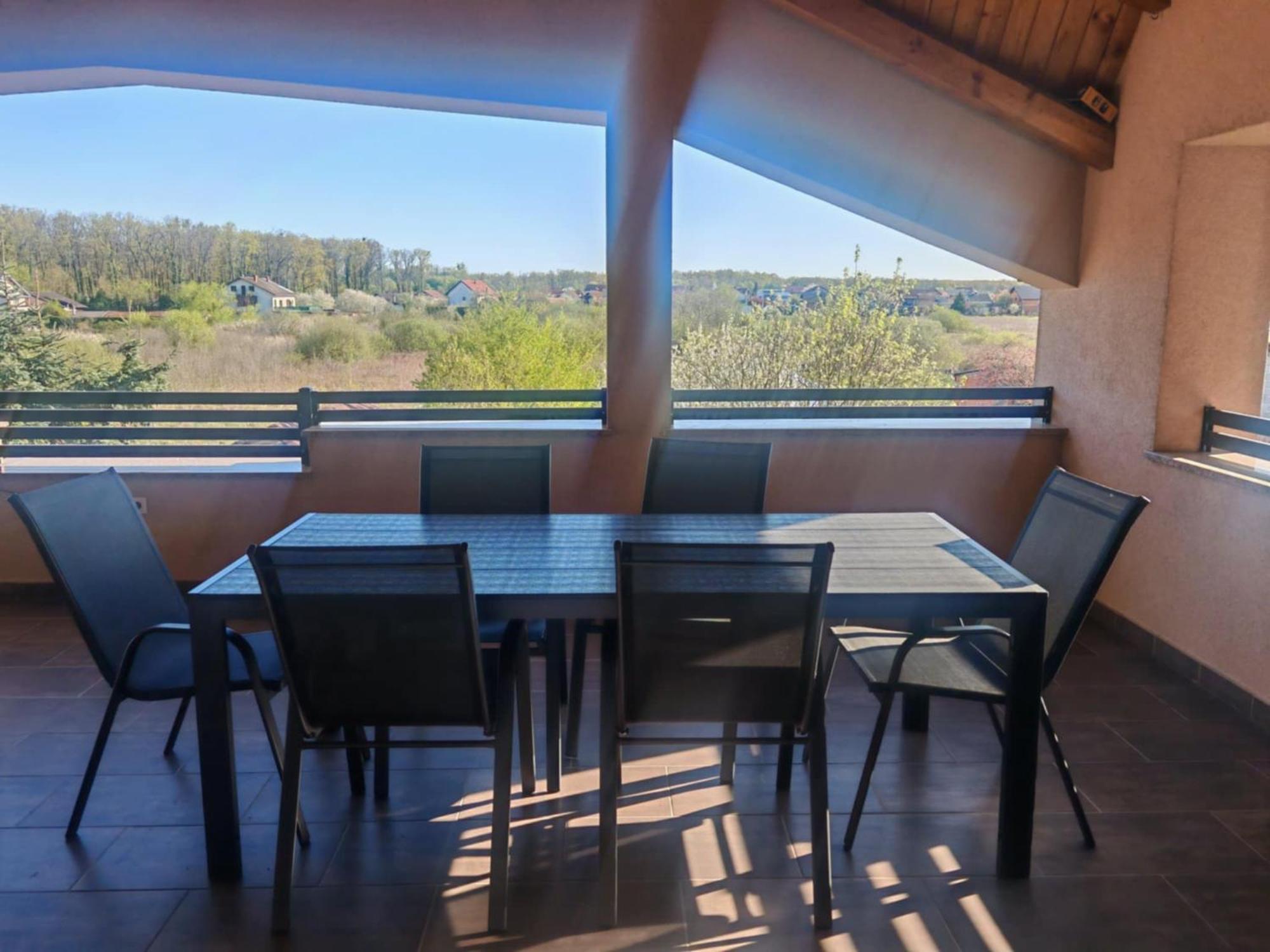 Apartman Kristian Zagreb Airport Velika Gorica Esterno foto